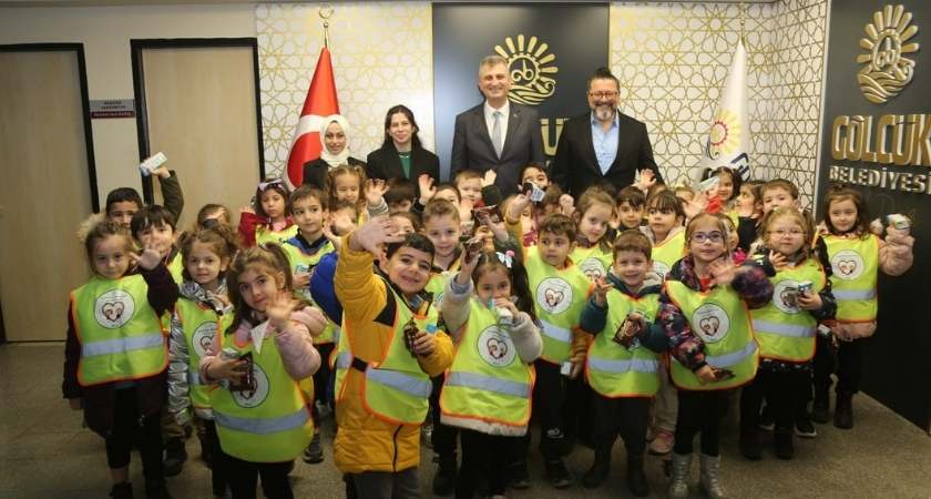 golcuk-belediyesi-anaokulu-ogrencileri-ziyaret.jpg