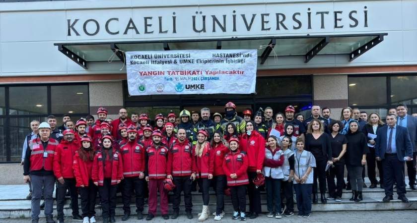 kocaeli-universitesi-hastane-yangin-tatbikati.jpg