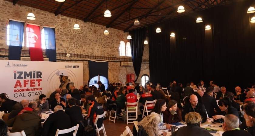 izmir-afet-koordinasyon-calistayi.jpg