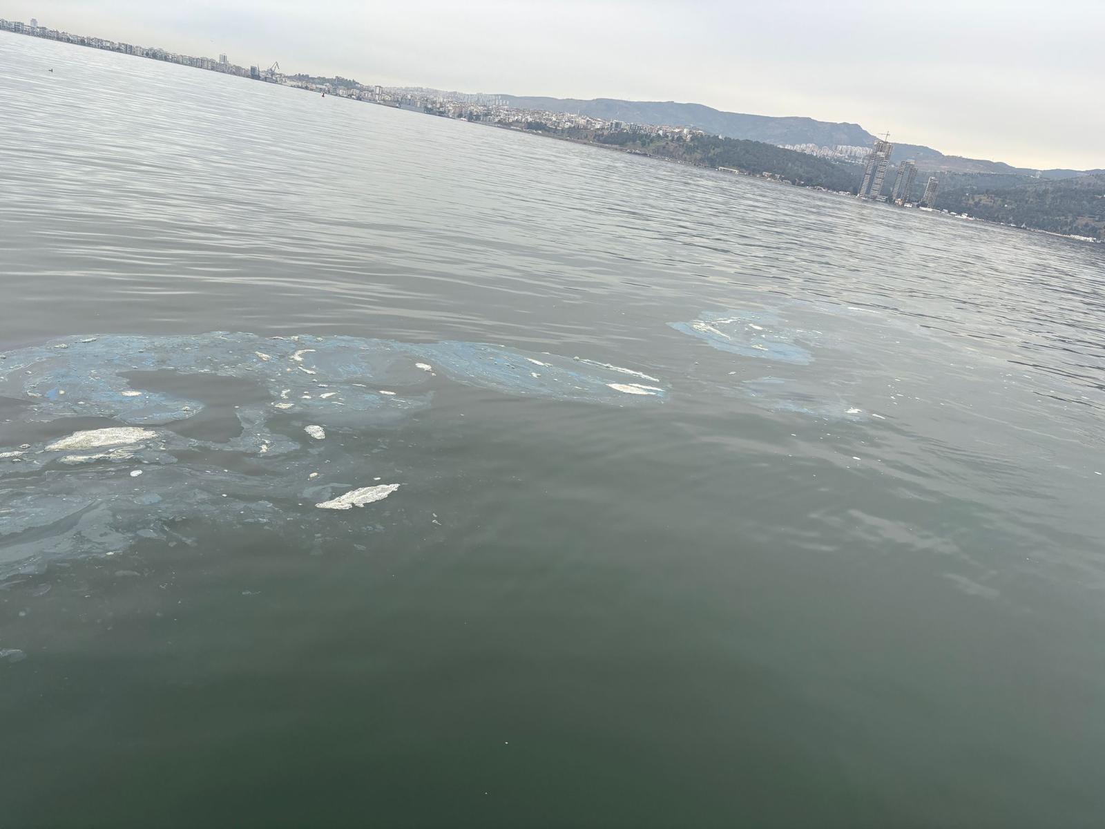 İzmir Körfezi'ni Kirleten Firmaya 8.3 Milyon TL Ceza