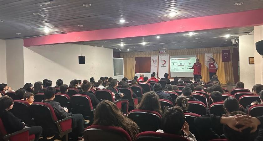 turk-kizilay-karabaglar-sube-egitim