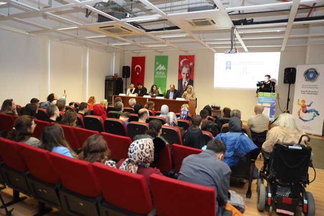 Büyükşehir’den ‘Otizm Farkındalık Paneli’