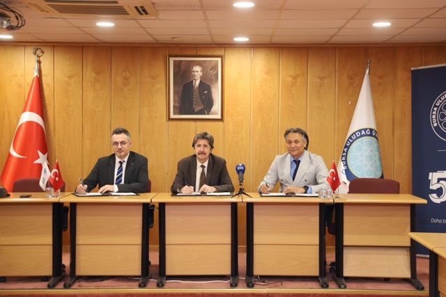 Belediye, üniversite, sivil toplum arasında örnek iş birliği