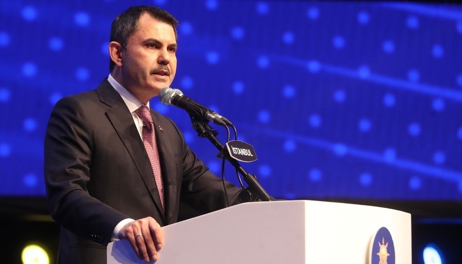 Yangınlarda 9'u konut 26 yapı ağır hasar gördü