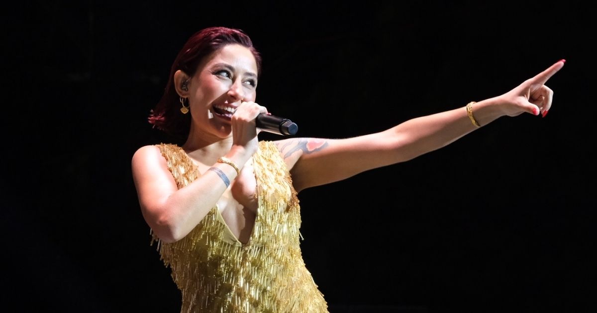 Büyükçekmece Kültür ve Sanat Festivali’nde Melek Mosso rüzgarı esti